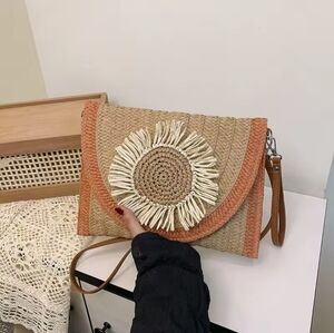 Boho Woven Straw Crossbody Bag with Sunflower Adjustable Strap Lightweight Purse